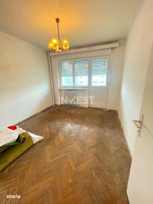 Apartament 3 camere decomandat - etaj 2 - Podu Ros