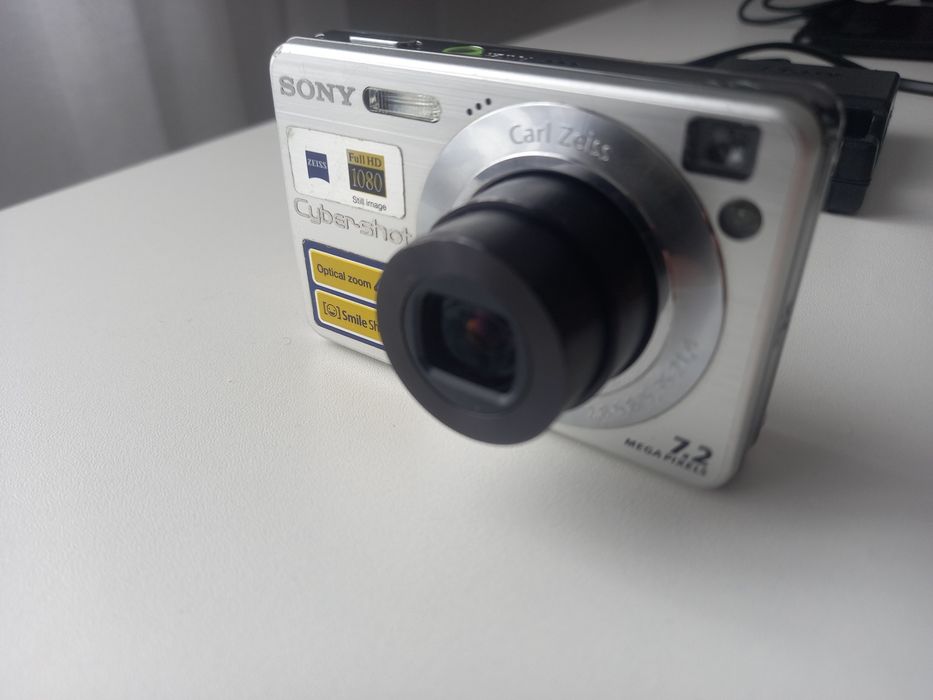 Продам Sony cyber shot  DSC-W110