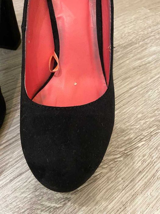 Д обувки Tendenz