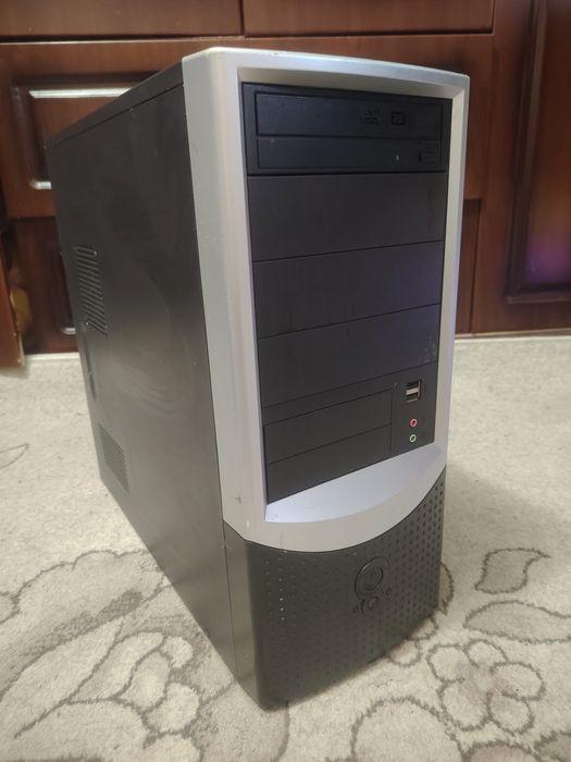 Продам компьютер для Корпус.