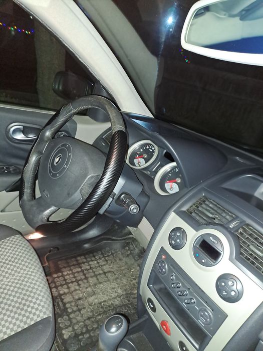 Vand Renault Megan  1.6 benzina