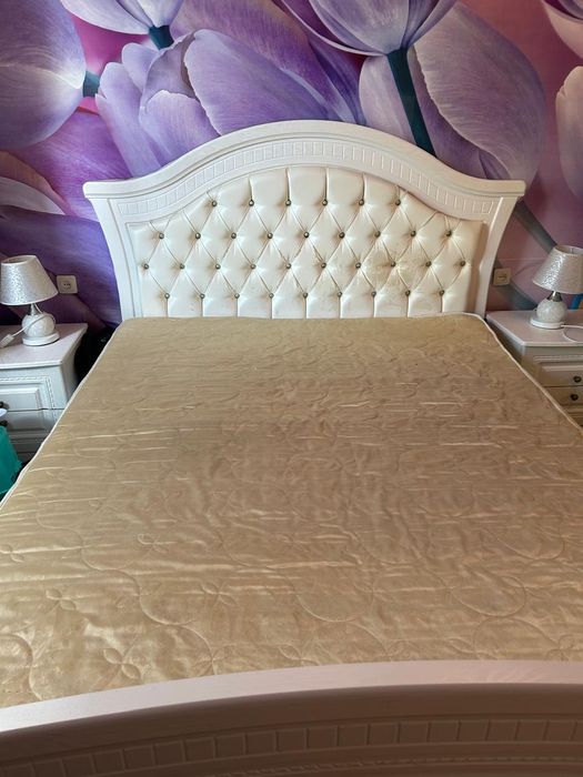 Продам тахту двухспальную