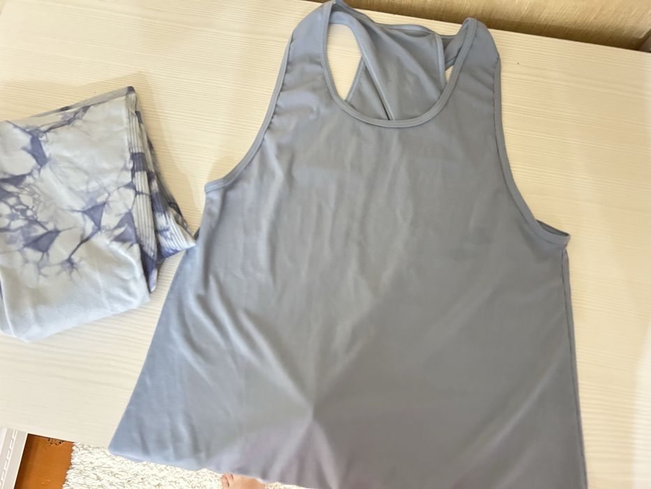 Лосины спортивные и майка