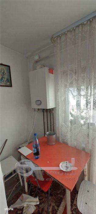 Doua Camere Decomandat Bloc 1988 Etaj 3 Din 8 Zimbru Dacia 59Mp — fotografia 3