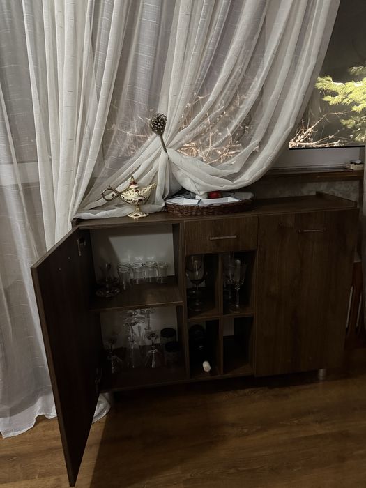 Продаю горку и барную тумбочку