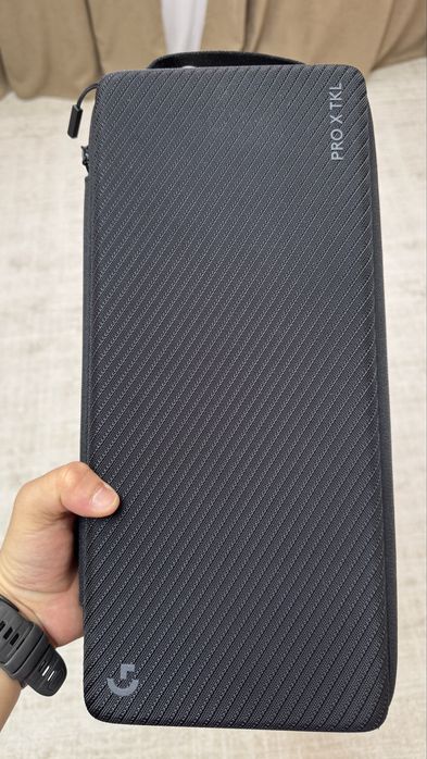 Продам клавиатуру Logitech G Pro X TKL