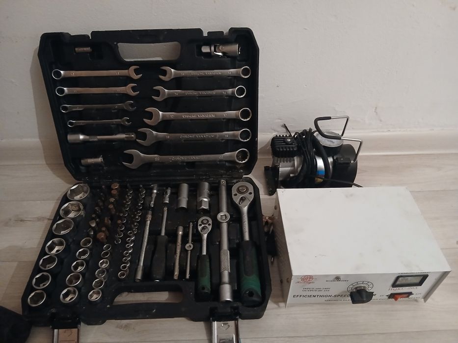 Зарядное устройство насос набор ключей