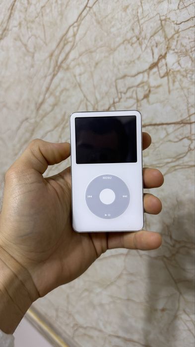 iPod Classic 5th Generation 60-GB