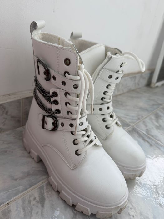 Зимни боти с пух отвътре