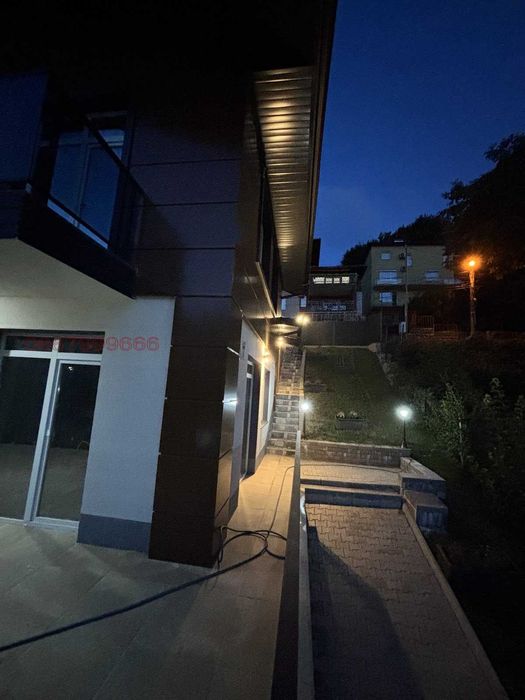 Продава се Къща в с. Владая, Област София-град - 285 кв.м за 2278 €/кв.м - Снимка #2