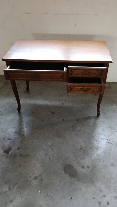 birou vechi modern 2 bucati