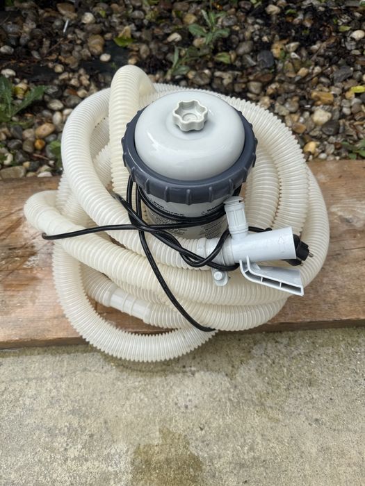 Scara piscina si accesori