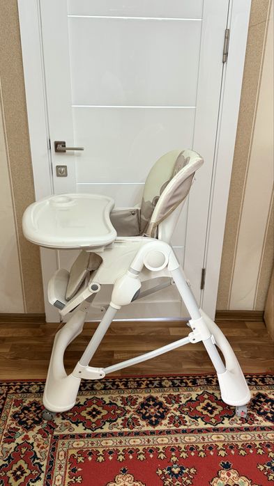 Продаю детский стульчик для кормления