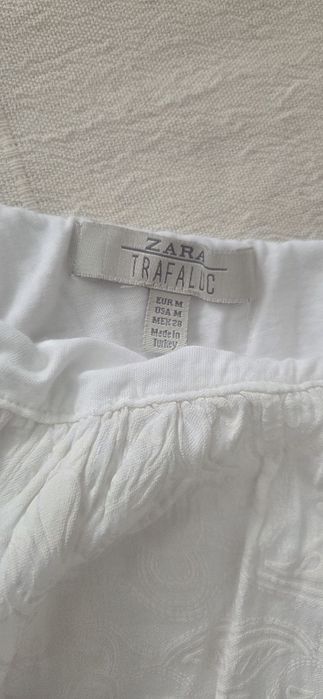 Top Zara marimea M stare foarte buna