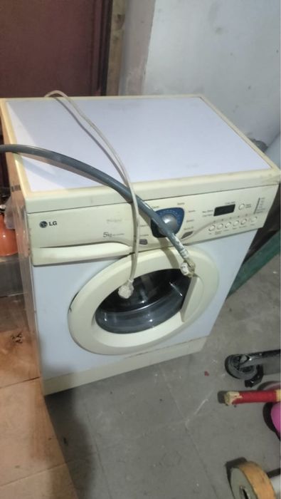 Продам стиральную машину