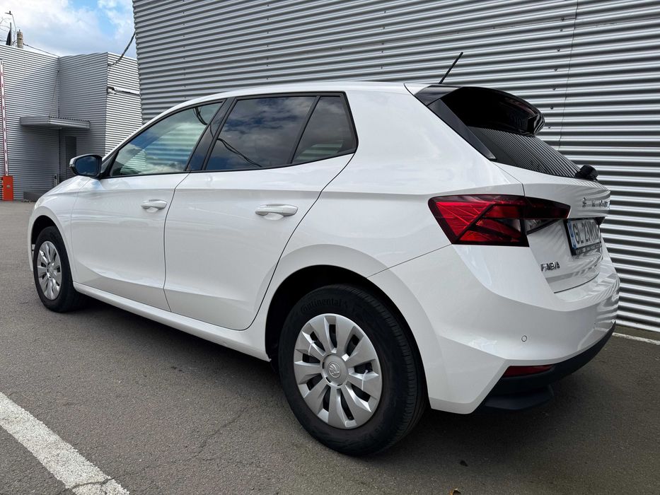 VANZARE AUTO Skoda Fabia IV - masină de oraș, consum mic