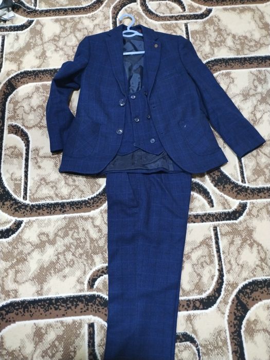 Продаются брюки для школы,2, 3 класс, есть драп