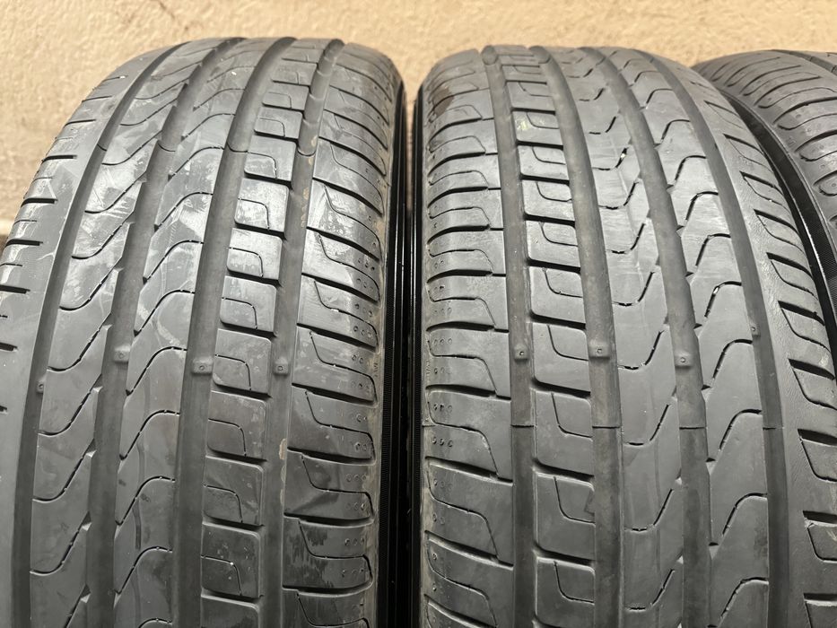 Автомобилни гуми 215 65 17 Pirelli