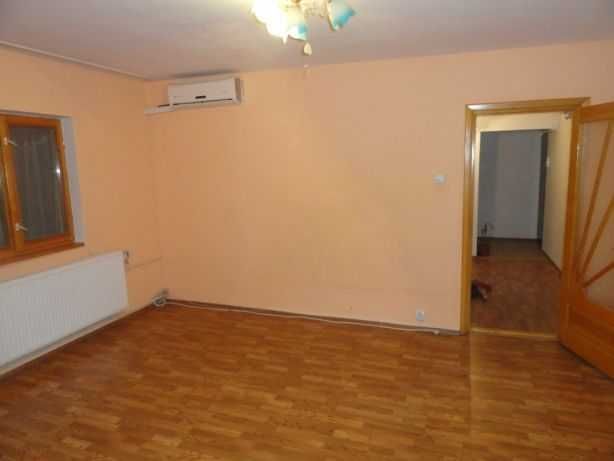 Apartament 2 camere semidecomandat 2/4 Dorobanti 1