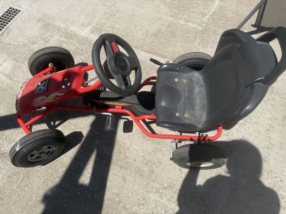Kart cu pedale utilizat