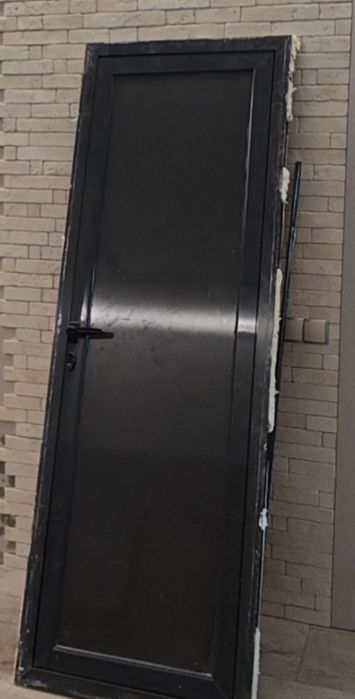 Алуминиева врата за баня