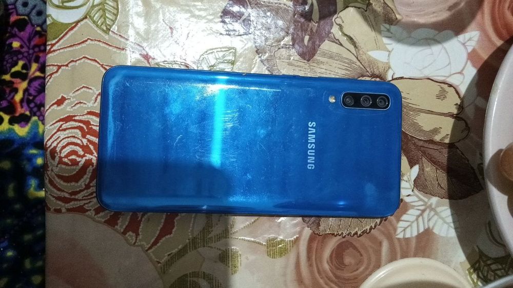 Samsung a 50 xotira 128 gb
