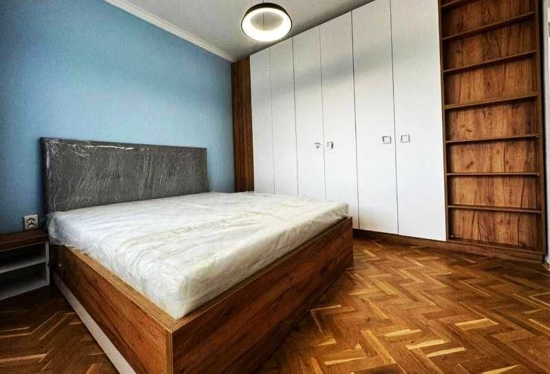 Дава се под наем Тристаен апартамент в София, Изток - 90 кв.м за 650 € - Снимка #2