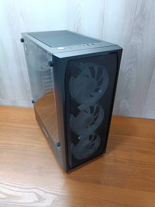 Продам новый кейс для компьютера.