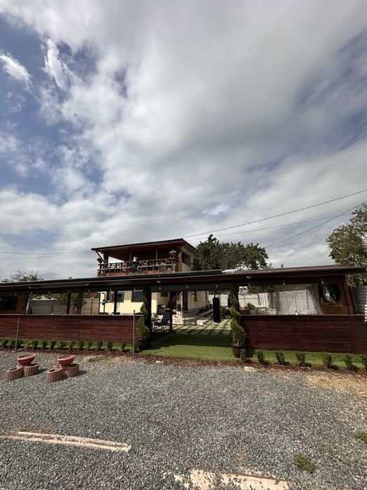 Casa vanzare 15 min A0 5 min de complexul liziera de lac