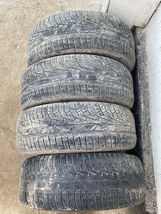 Шины комплект 215/60/16