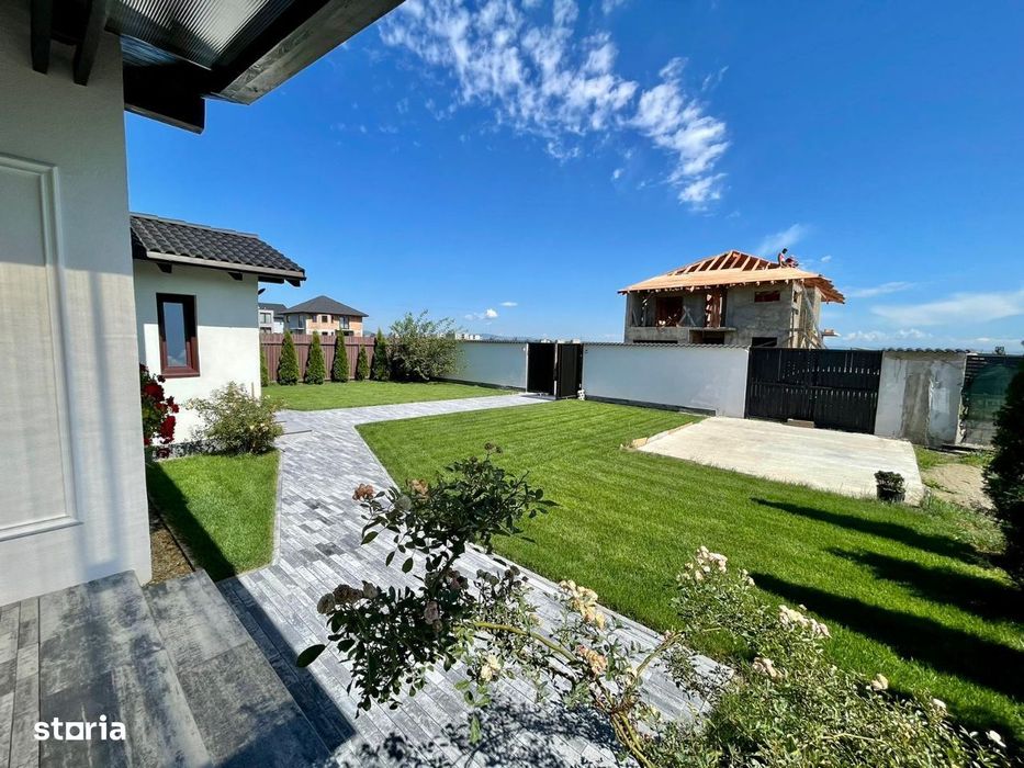 Casa 3 camere Cristian-Brasov!