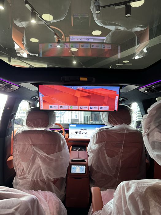 Lynk Co 900 full version