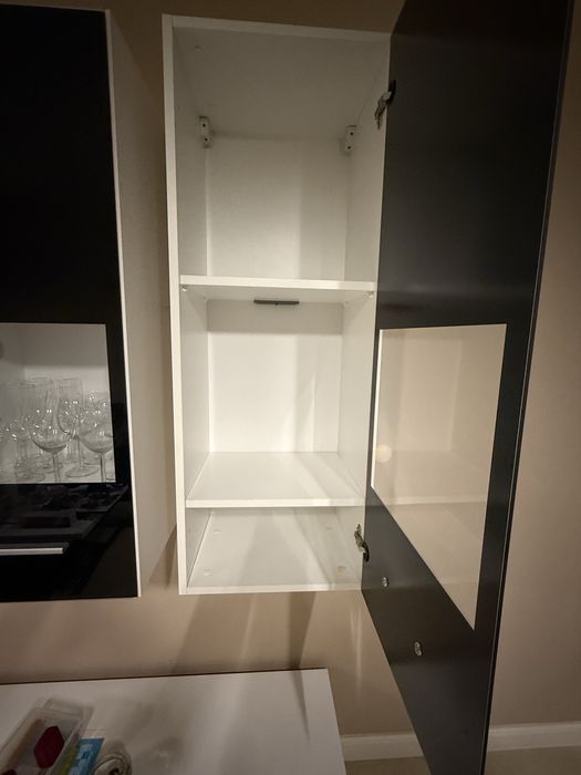 Холна секция бяло и черно