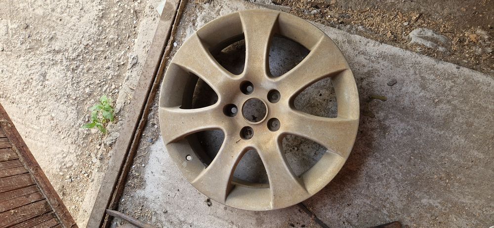 Cauciucuri vara 235/65/17, Plus un set de jante