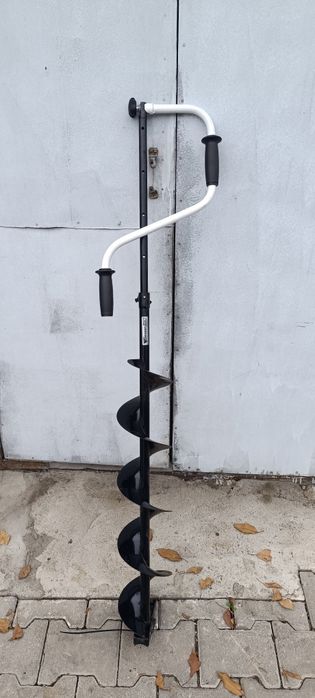 Продам ледобур R150