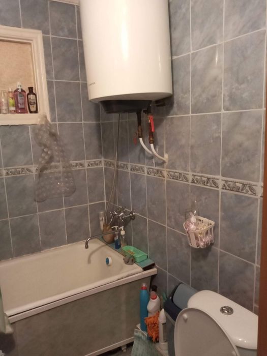 Продам квартиру 3-х комнатную