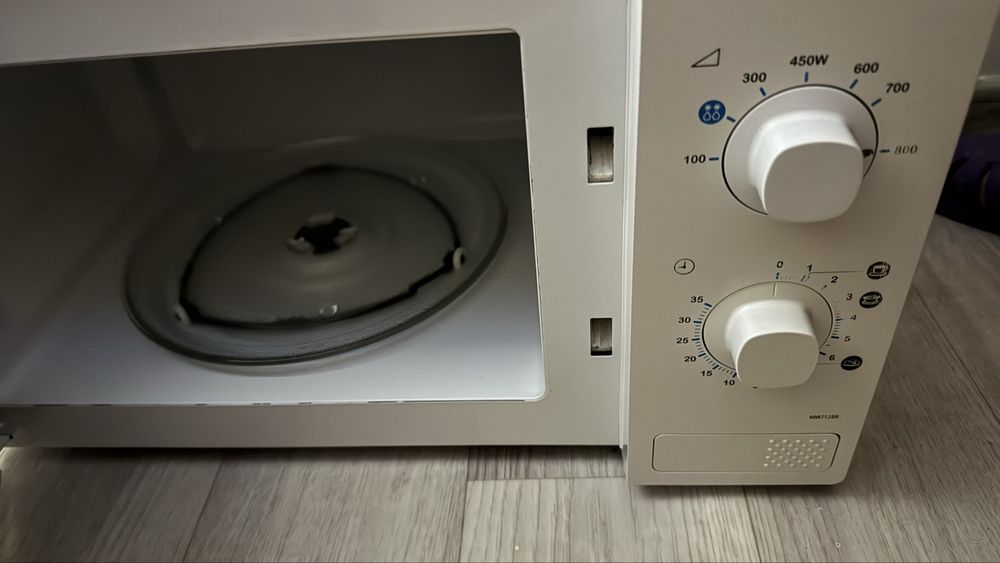 Продам микроволновку