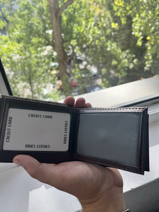 Portofele Gucci NOI la OFERTA