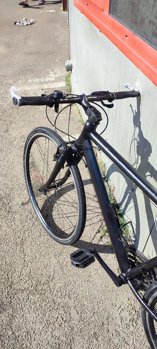 Vnd bicicleta curseră