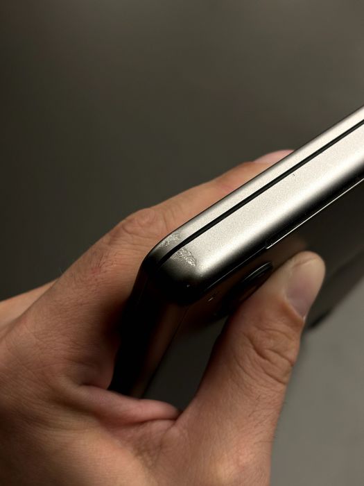 Apple MacBook Pro 14" (2021) – M1 Pro / 16GB RAM / 512GB SSD