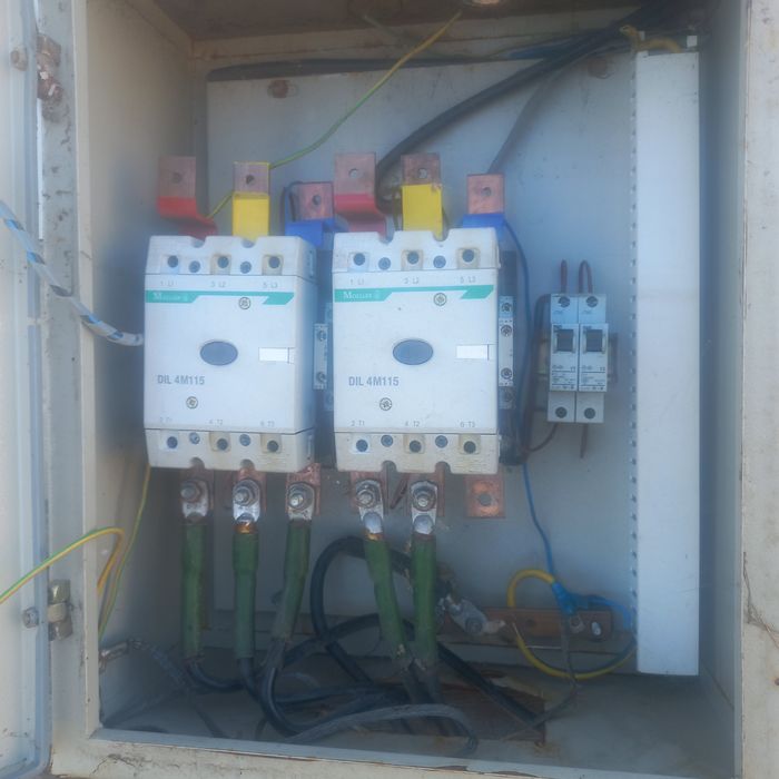 Электрощитовой и греющий кабель