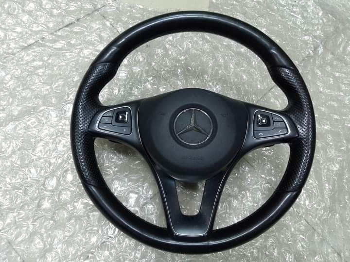 Mercedes w213 фарове,стопове,огледала,волан ,бег