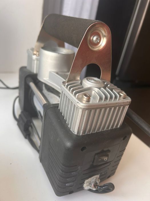 Продам насос для шин