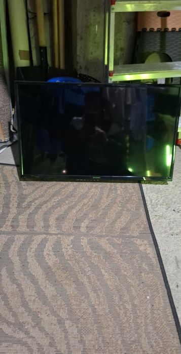 Vand doua televizoare