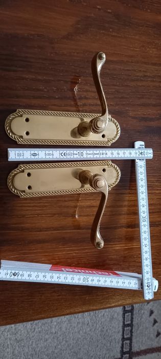 Обков за порти дръжки