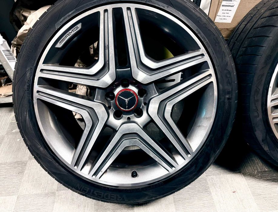 Оригинални 21" AMG джанти W166 с гуми 295/35/21 Dot 2020 на 6х км