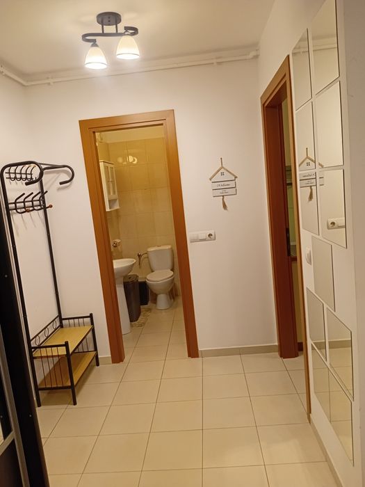 Închiriez garsoniera Confort City