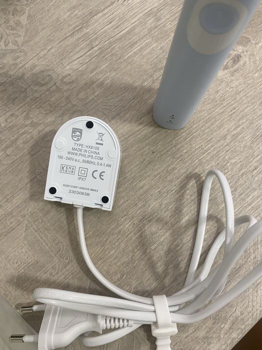 Електрическа четка за зъби Philips Sonicare