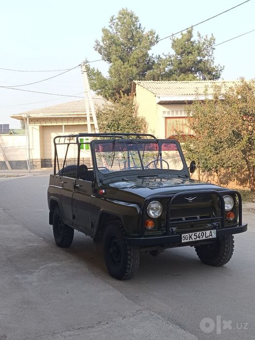 Uaz 469 sotiladi
