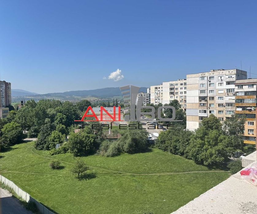 Продава се Тристаен апартамент в София, Люлин 5 - 150 кв.м за 1403 €/кв.м - Снимка #1